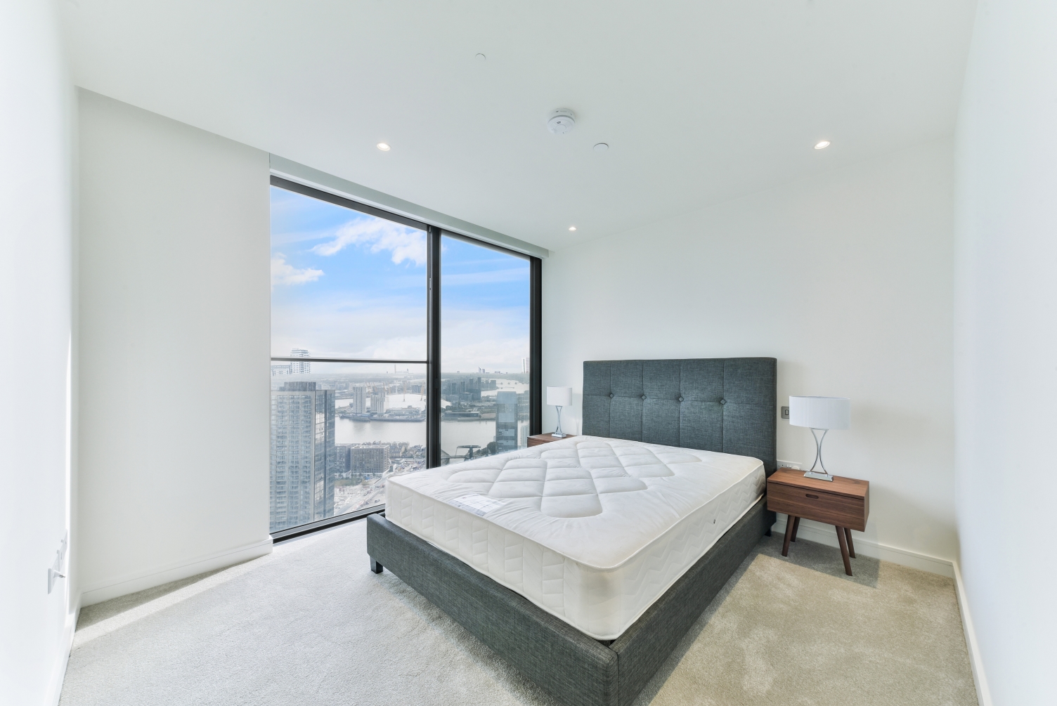 Marsh Wall, Canary Wharf, London, E14 - Chase Evans