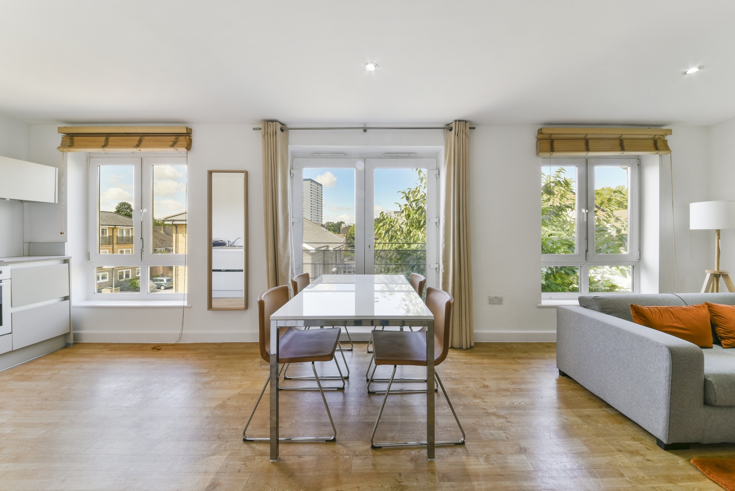 Queensgate House, Bow Cent 1 Hereford Road, Bow, London, E3