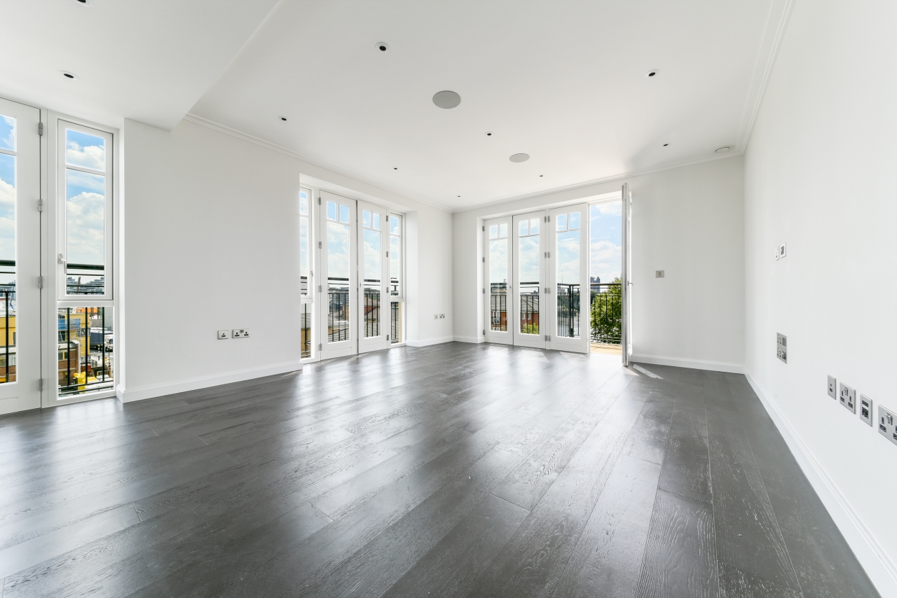 Carnwath Road, Fulham, London, SW6 - Chase Evans