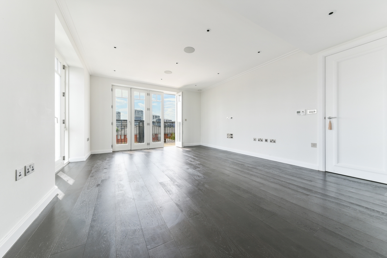 Carnwath Road, Fulham, London, SW6 - Chase Evans