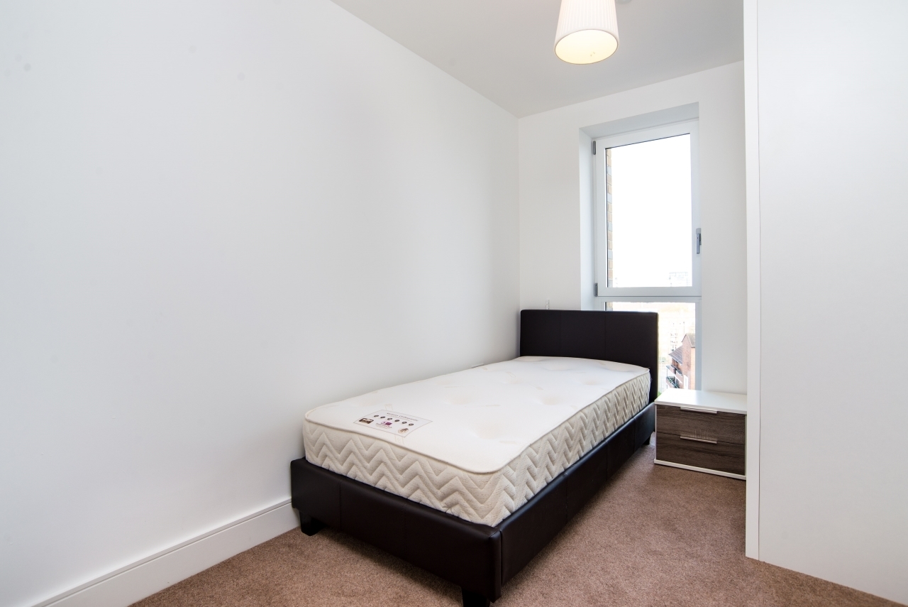 Hannaford Walk, Bow, London, E3