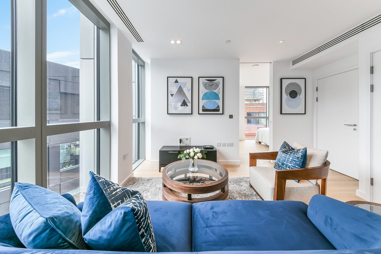 City Road, Hoxton, London, EC1V