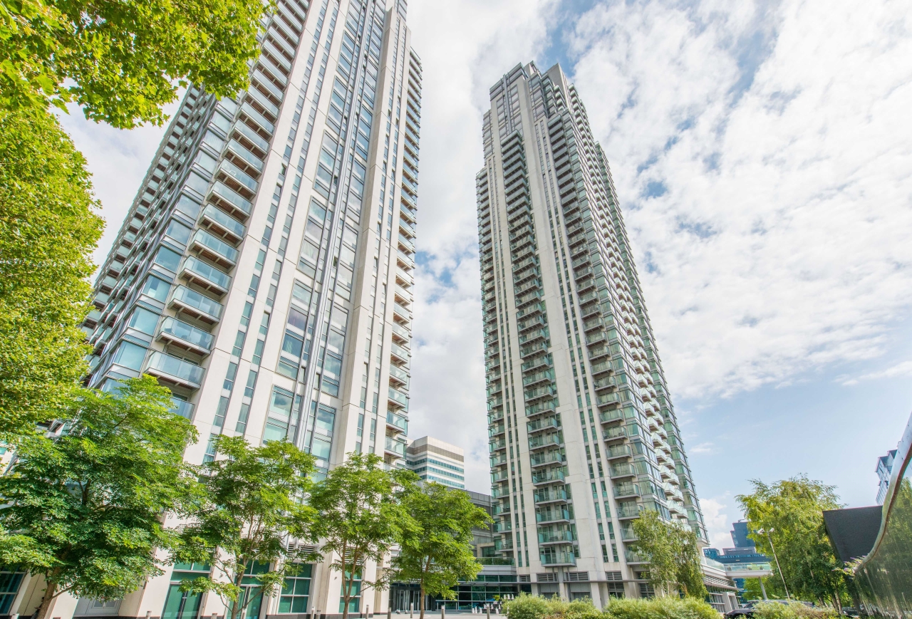 Pan Peninsula Square, Canary Wharf, London, E14