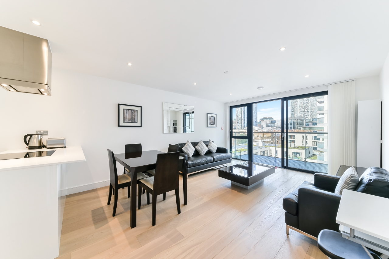 Commercial Street, Aldgate, London, E1 - Chase Evans