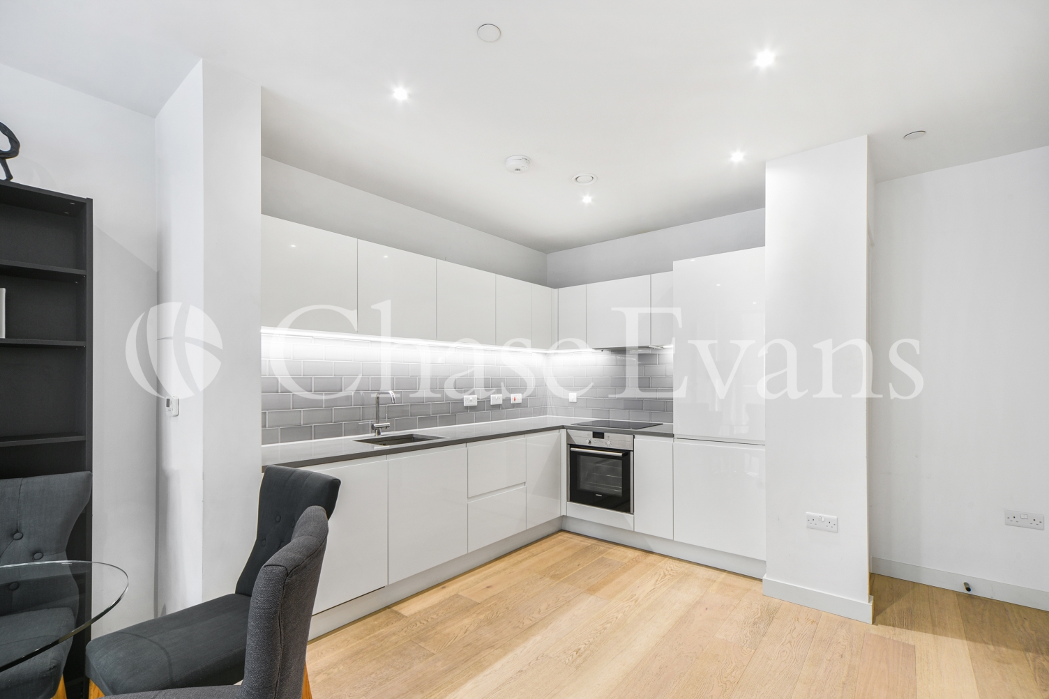 Admiralty Avenue, Docklands, London, E16 - Chase Evans