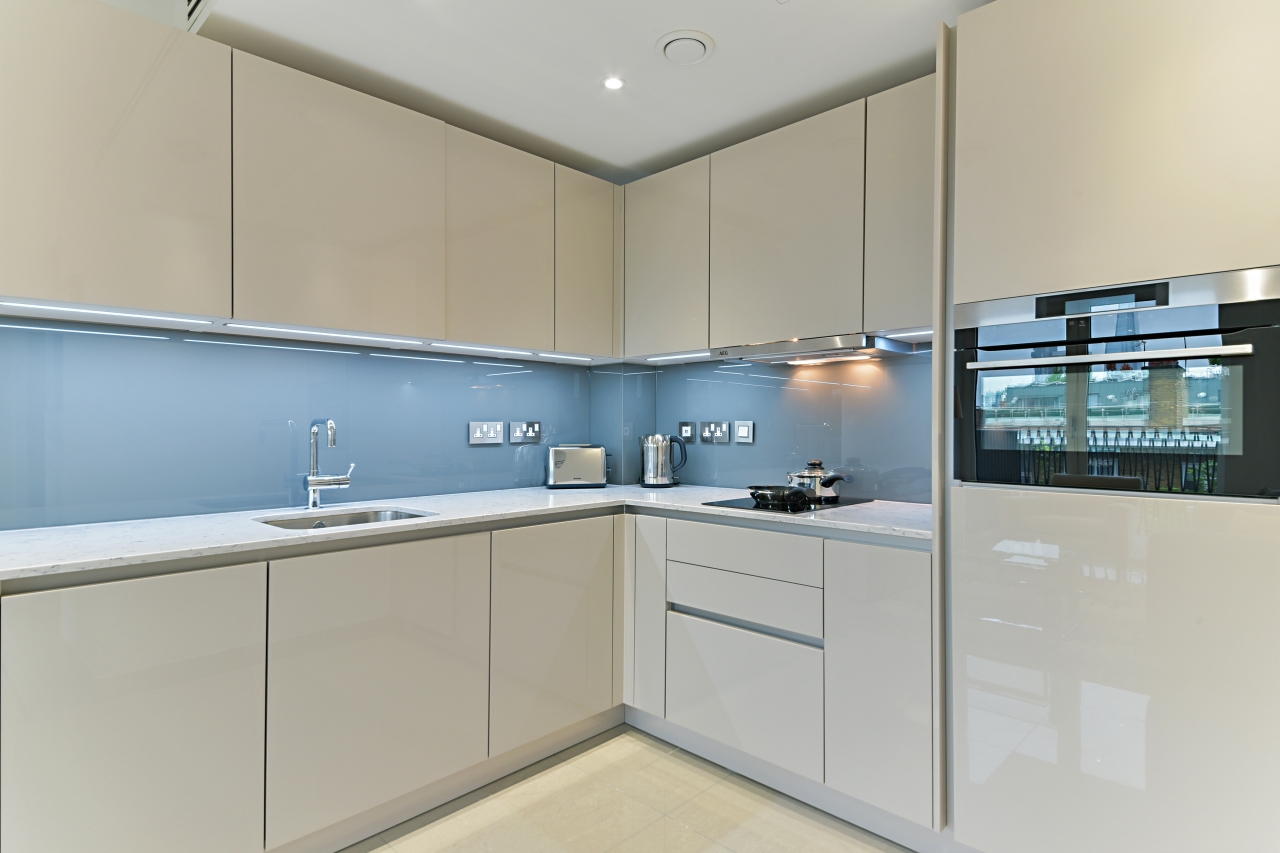 Elliston Apartments, 9 Glade Path, Waterloo, London, SE1