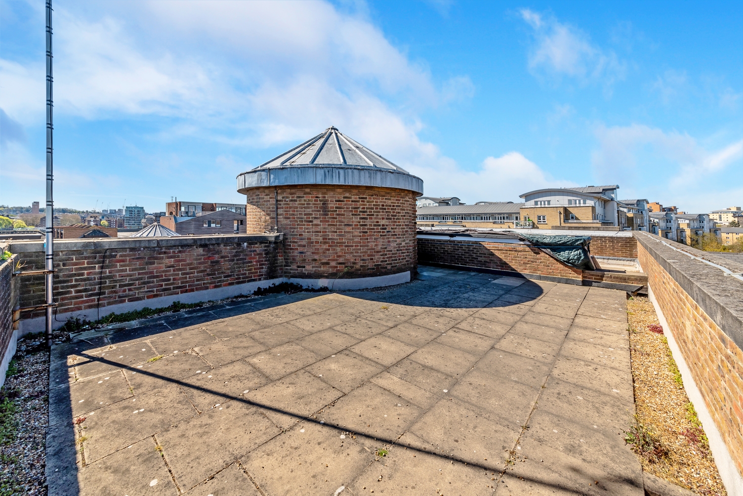Ferry Street, Isle Of Dogs, London, E14