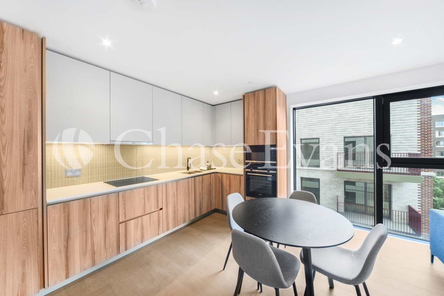 Hawksbury Heights, Park & Sayer, 11 Hewson Way, Elephant And Castle, London, SE17 - Chase Evans