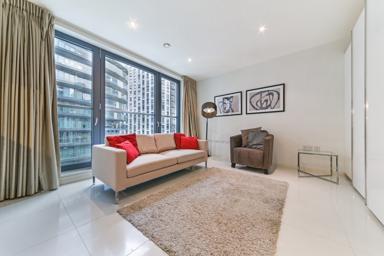 North Boulevard, 12 Baltimore Wharf, Isle Of Dogs, London, E14 - Chase Evans