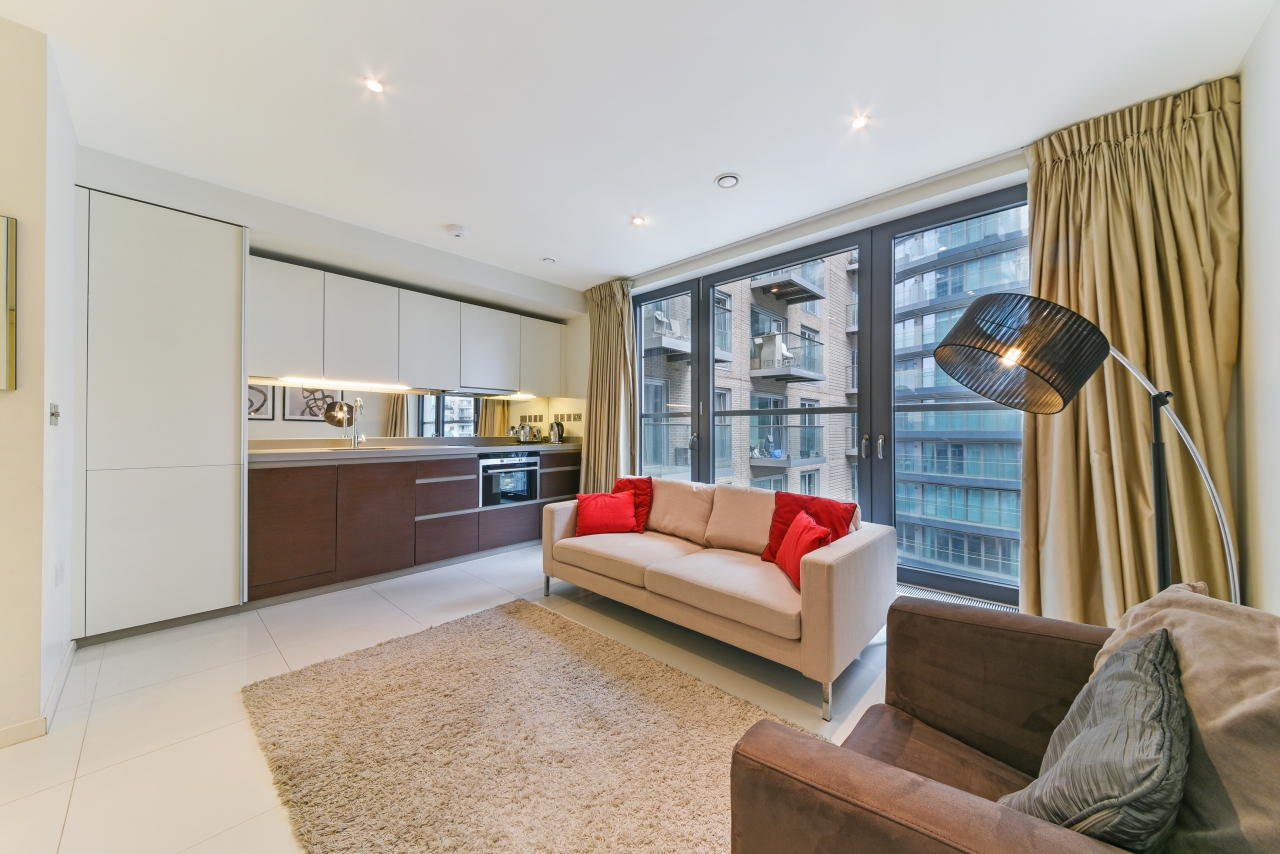 North Boulevard, 12 Baltimore Wharf, Isle Of Dogs, London, E14 - Chase Evans