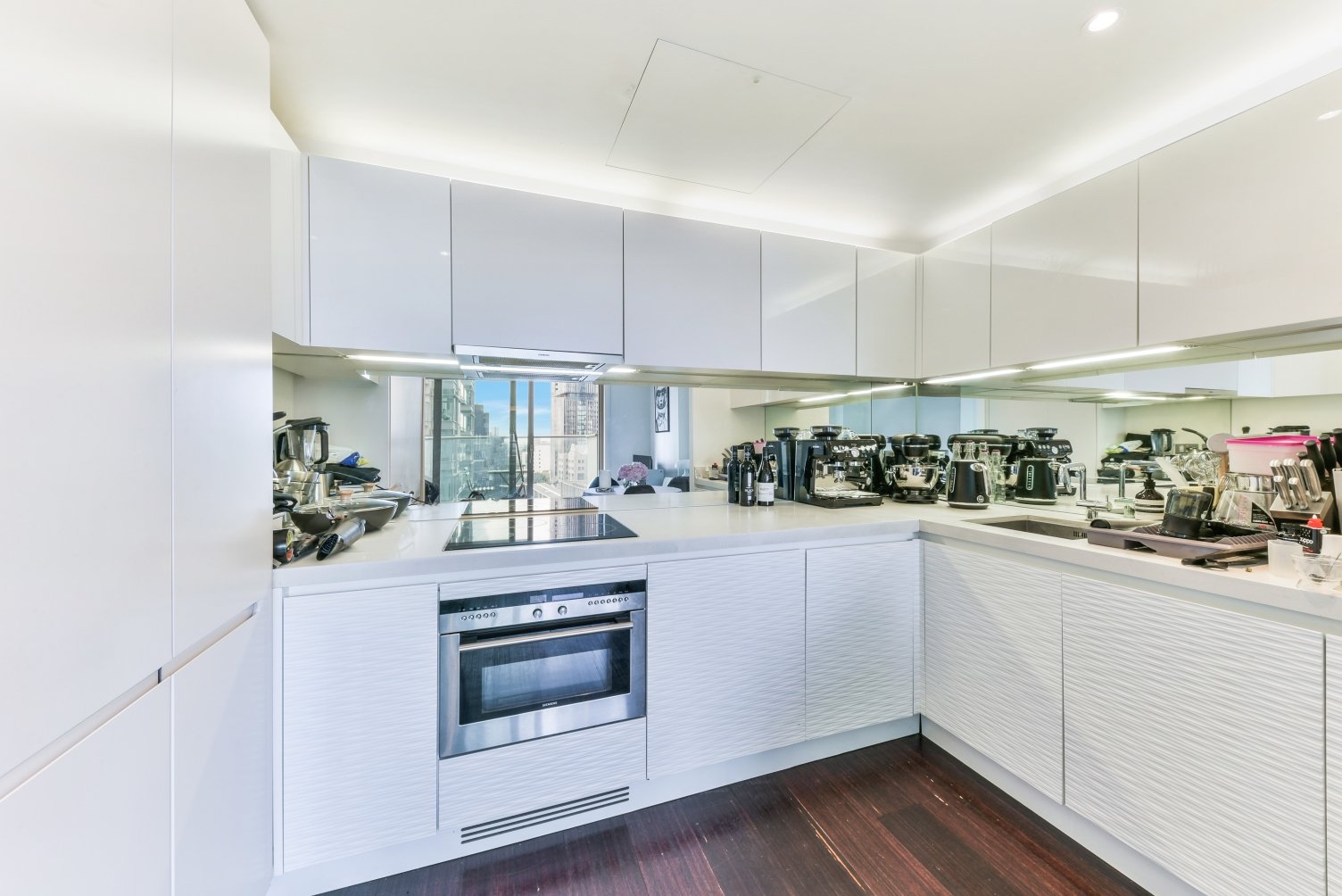 West Tower, Pan Peninsula, 1 Pan Peninsula Square, Canary Wharf, London, E14