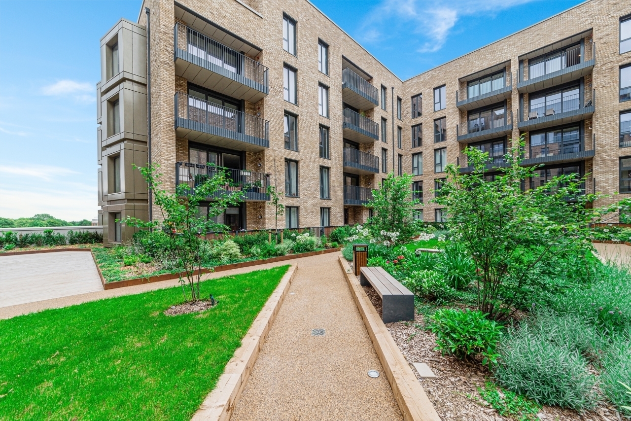 Sandown House, London Square, 124 High Street, Staines-upon-thames, Staines, TW18