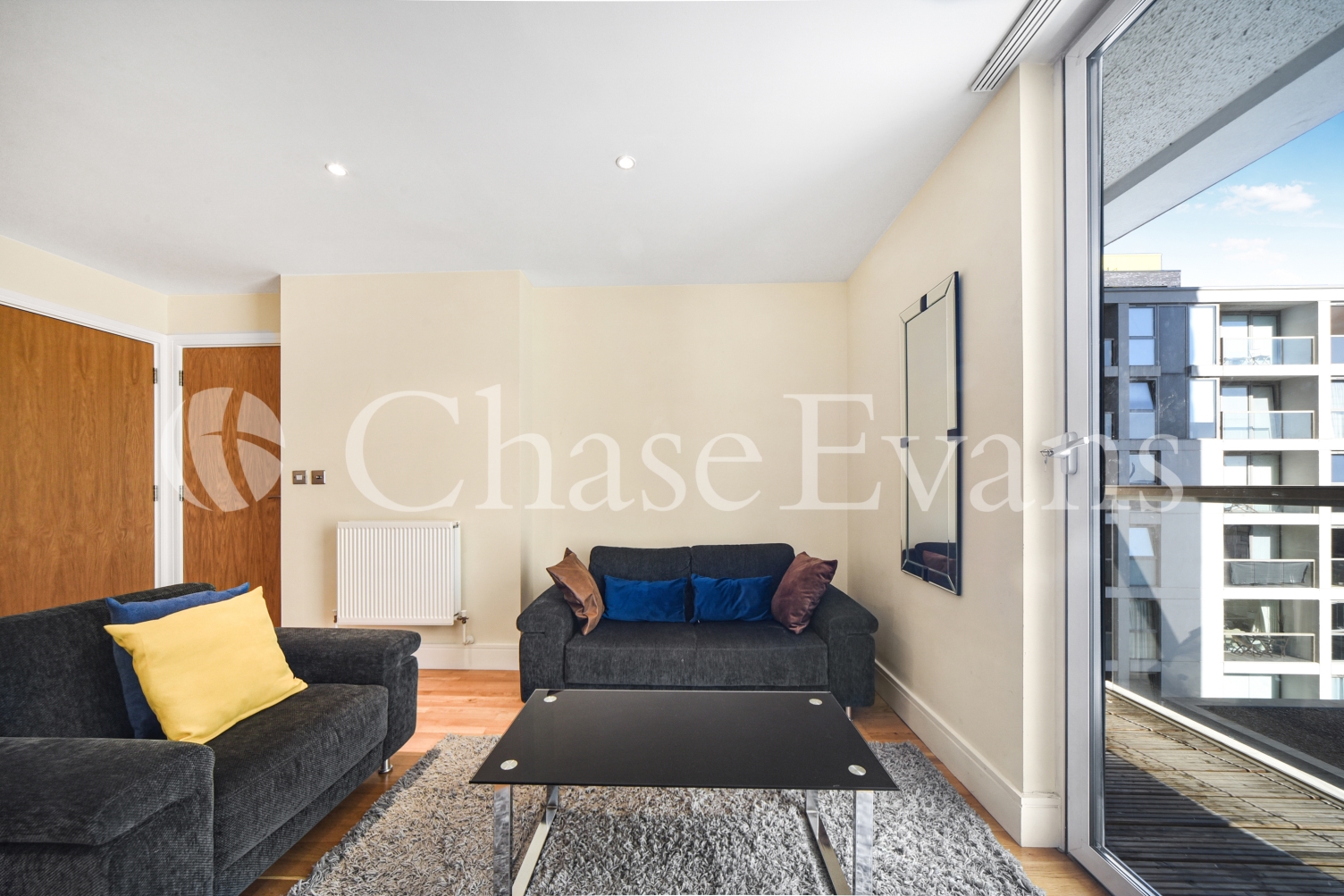 Millharbour, Canary Wharf, London, E14 - Chase Evans