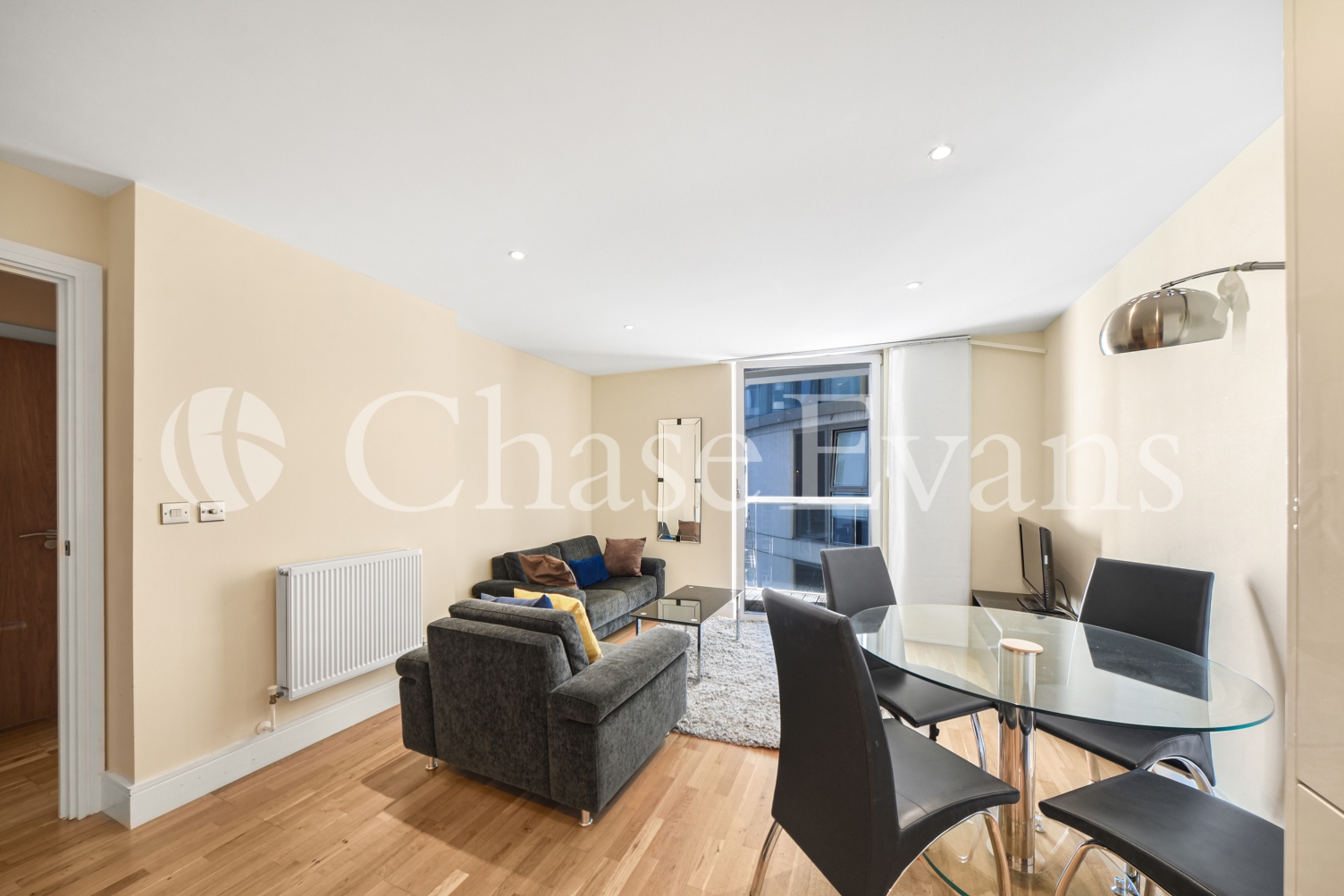 Millharbour, Canary Wharf, London, E14 - Chase Evans
