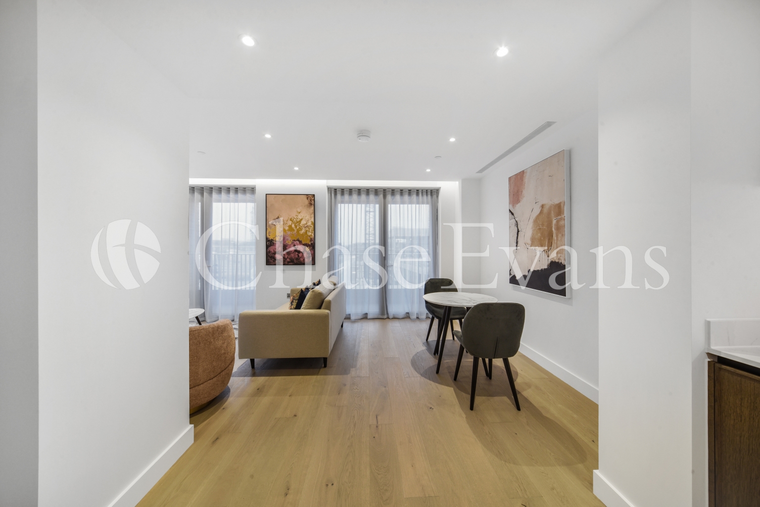 Paragon Square, Clerkenwell, London, WC1X - Chase Evans