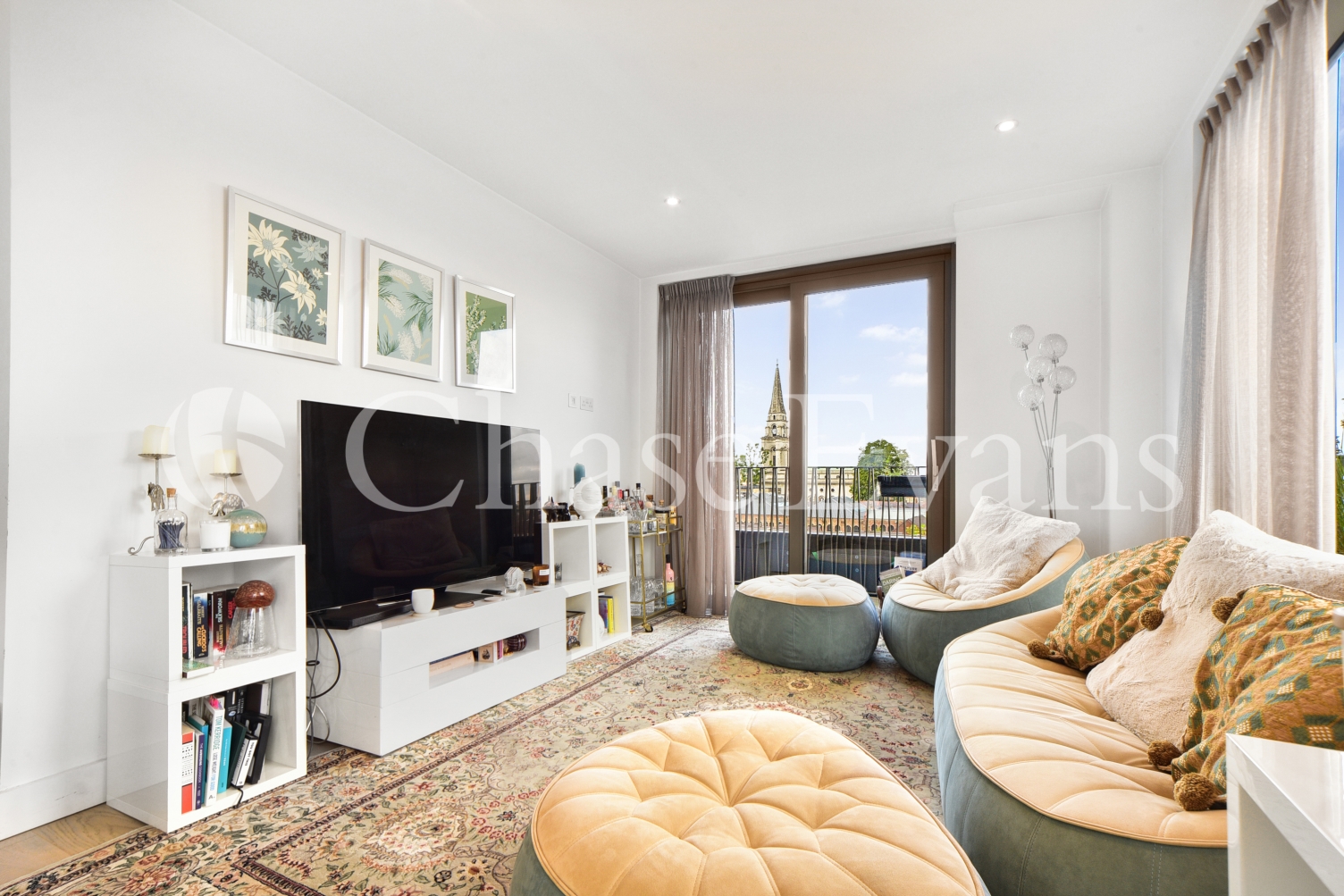 Wentworth Street, London Square, Spitalfields, London, E1 - Chase Evans