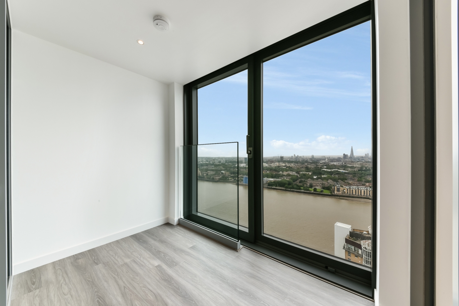 Landmark Pinnacle, 10 Marsh Wall, Canary Wharf, London, E14