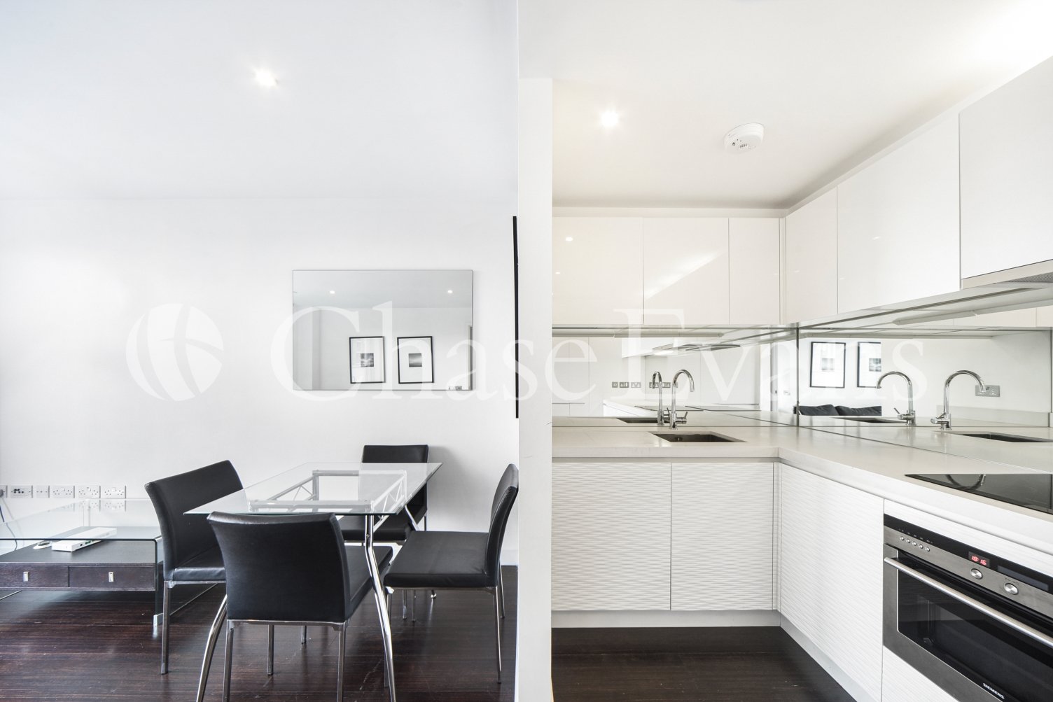 Pan Peninsula Square, Canary Wharf, London, E14