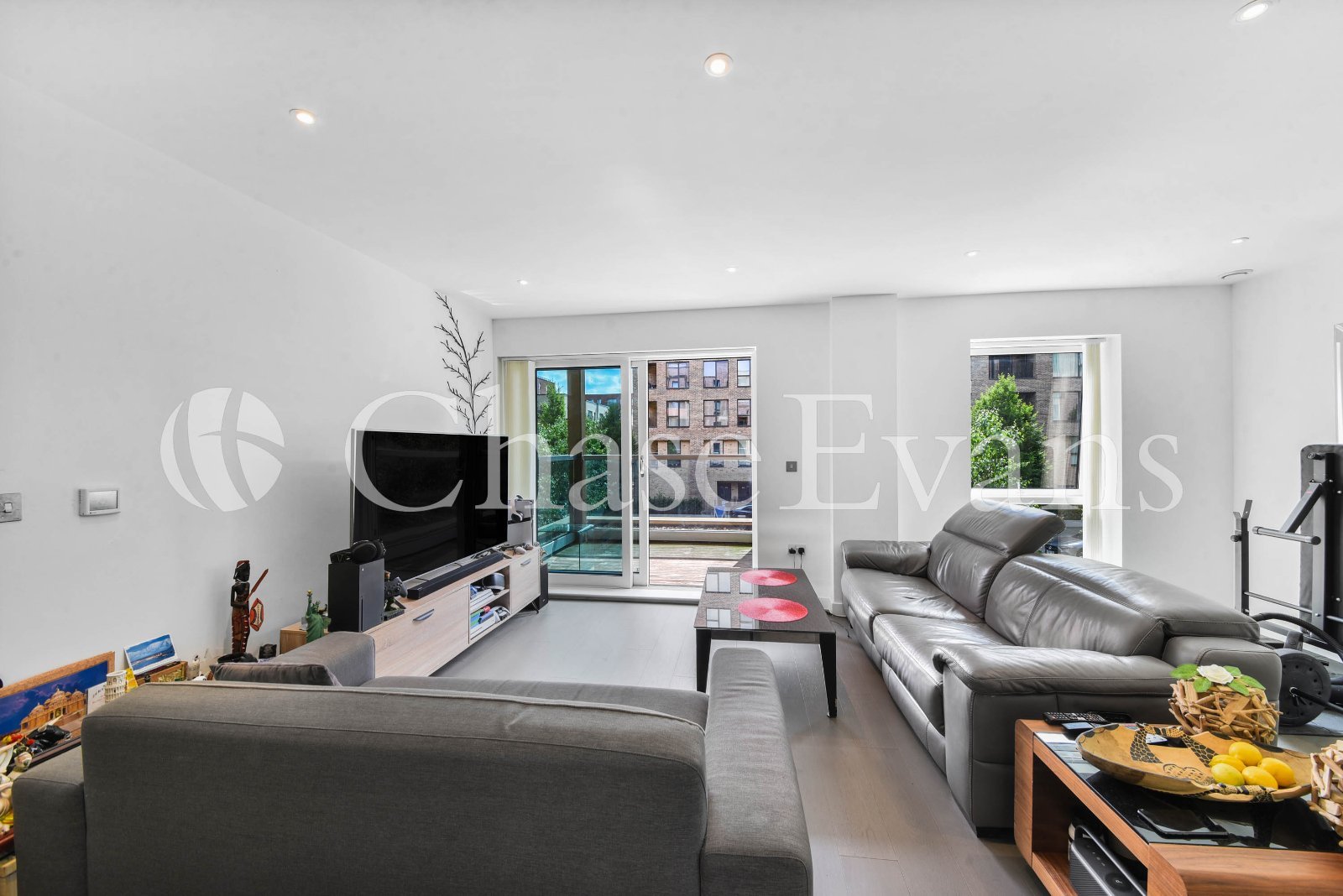 Lismore Boulevard, Colindale, London, NW9