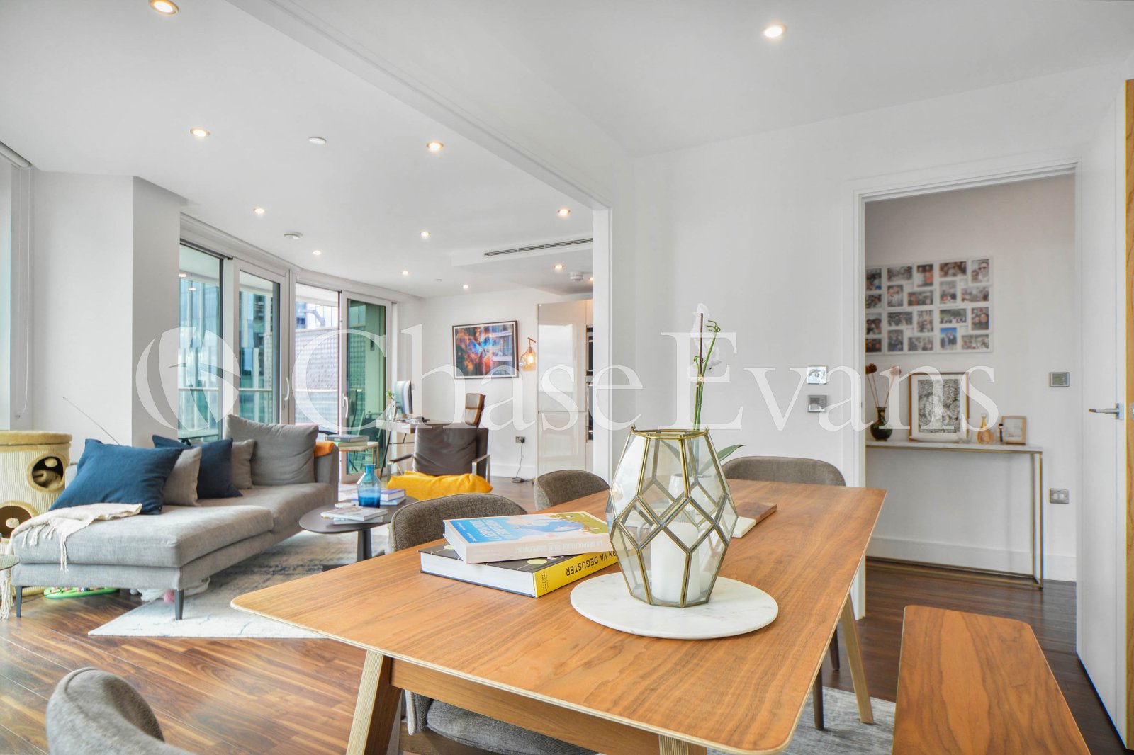 Alie Street, Aldgate, London, E1