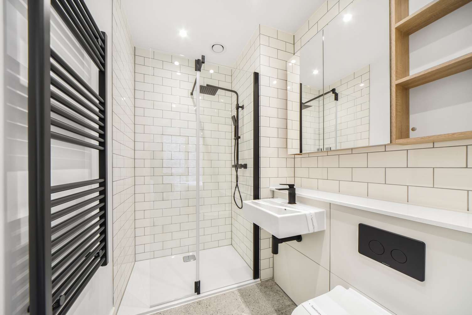 New Village Avenue, Poplar, London, E14