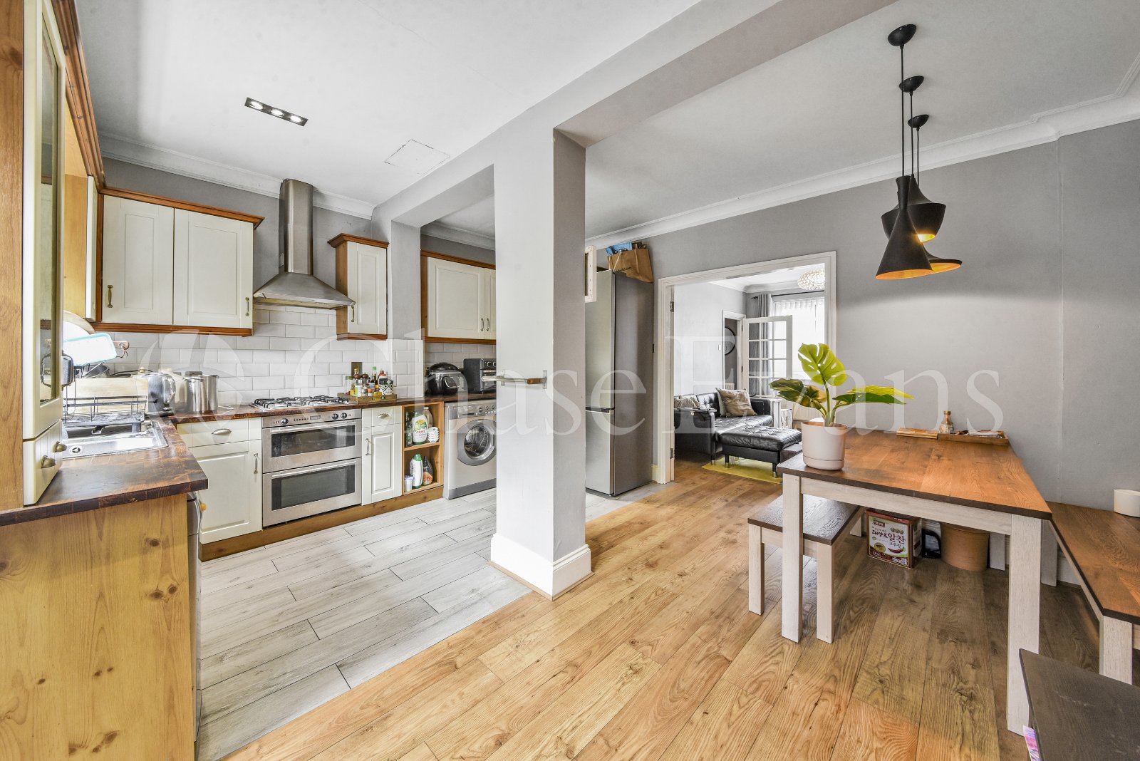 Hesperus Crescent, Isle of Dogs, London, E14 - Chase Evans