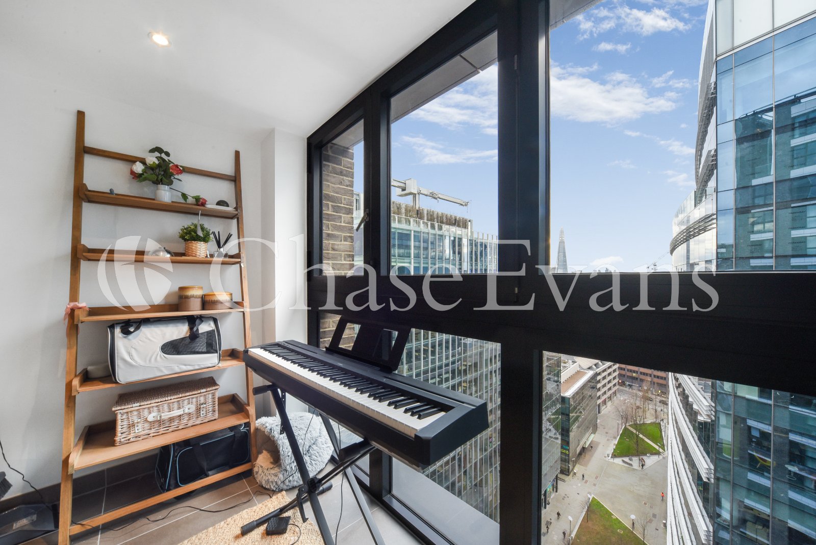 New Drum Street, Aldgate, London, E1