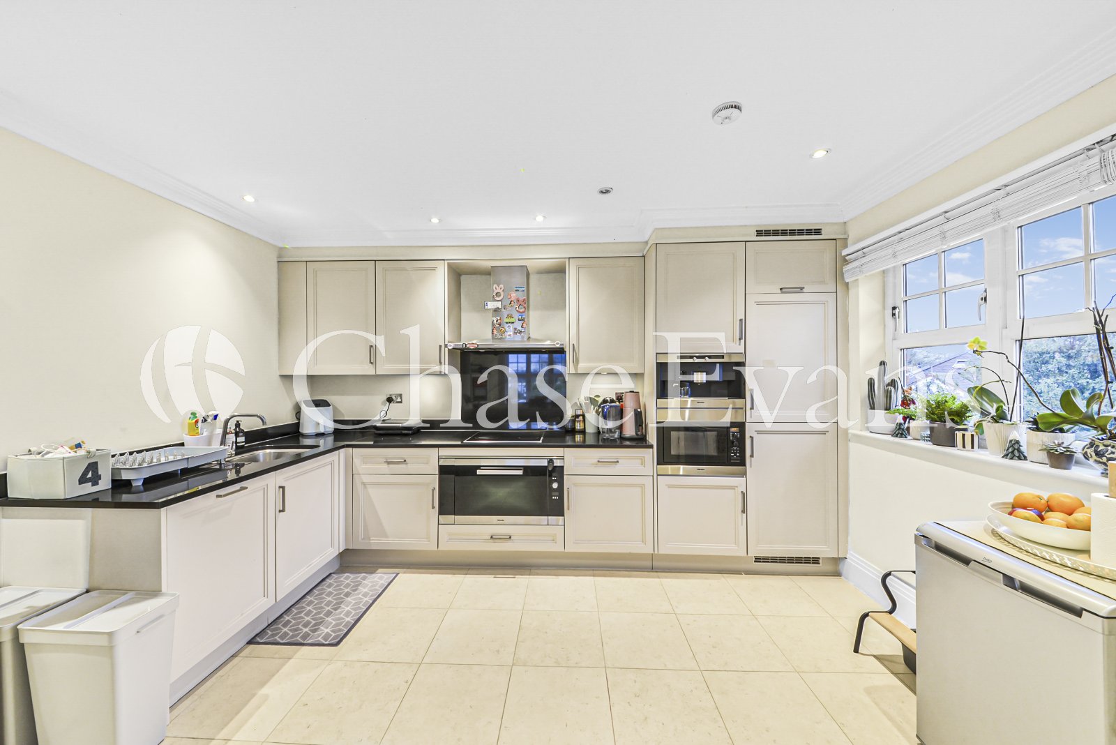 Varley Drive, Twickenham, Richmond Upon Thames, TW1 - Chase Evans