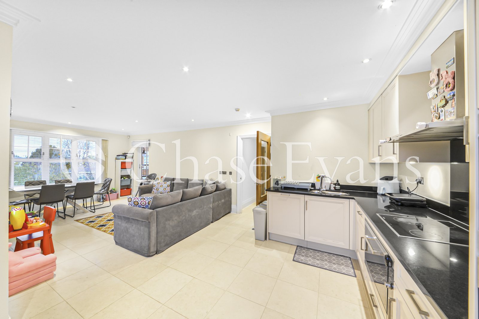 Varley Drive, Twickenham, Richmond Upon Thames, TW1 - Chase Evans