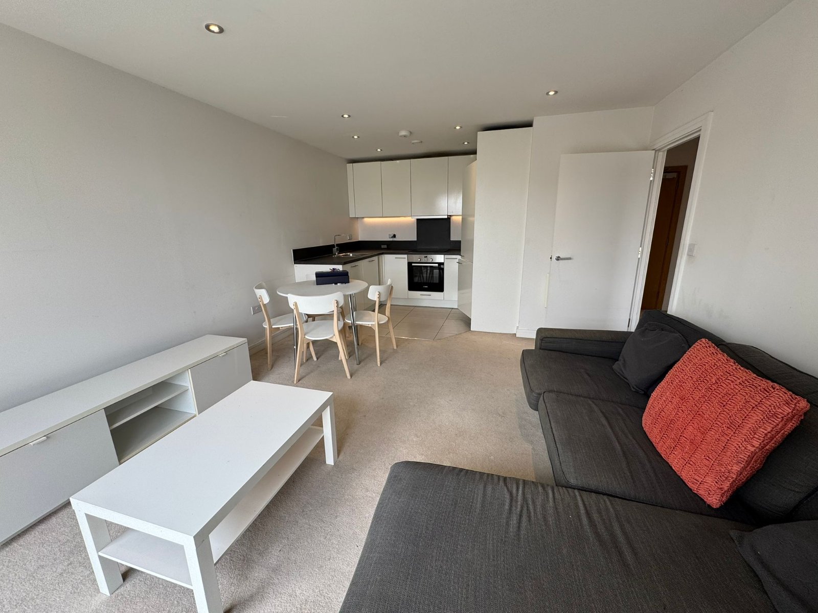 Skylark House, Kennet Island, Reading, RG2 - Chase Evans