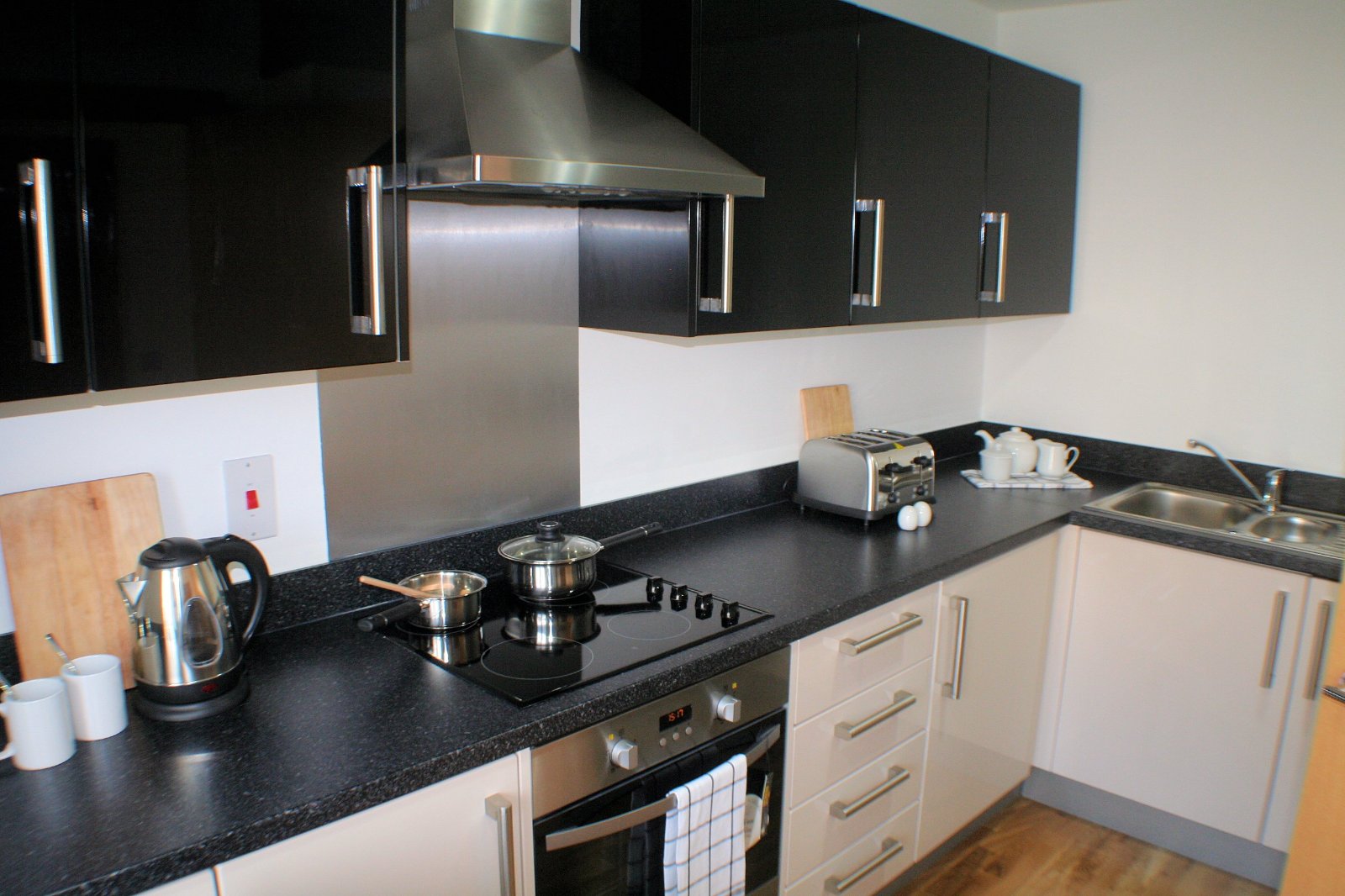 Evergreen Drive, West Drayton, London, UB7 - Chase Evans