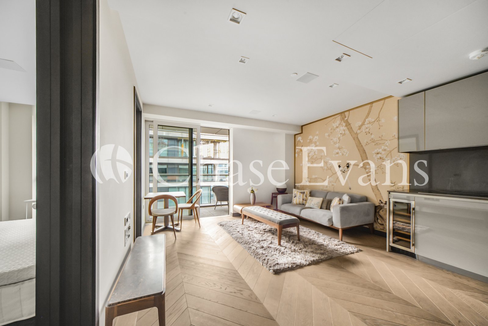 Earls Way, One Tower Bridge, London, SE1 - Chase Evans