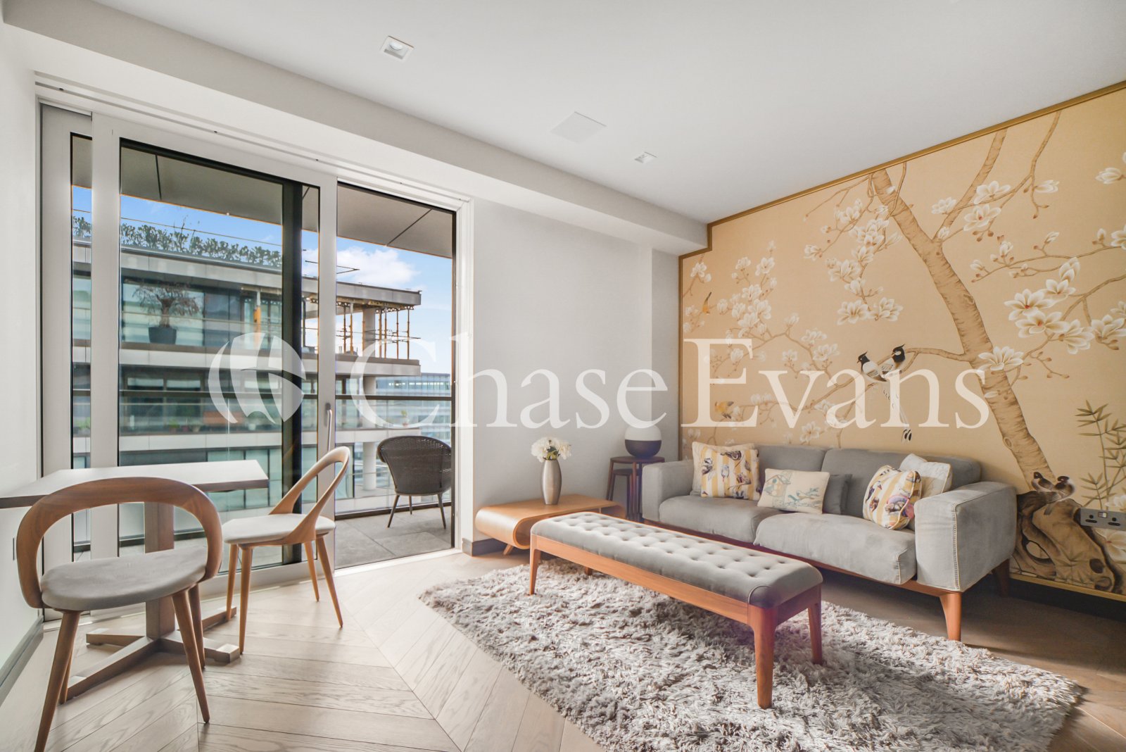 Earls Way, One Tower Bridge, London, SE1 - Chase Evans