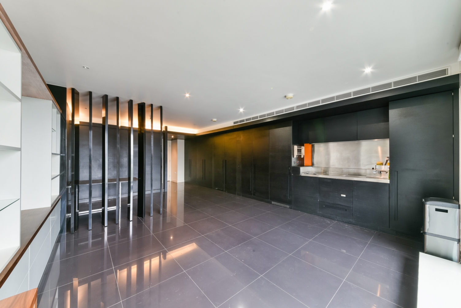 West Tower, 1 Pan Peninsula, Canary Wharf, London, E14 - Chase Evans