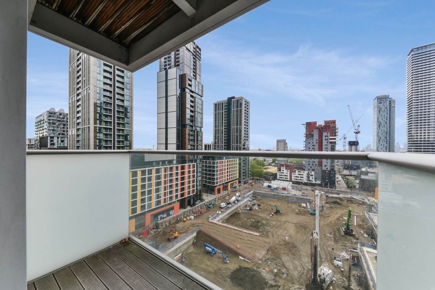 West Tower, 1 Pan Peninsula, Canary Wharf, London, E14