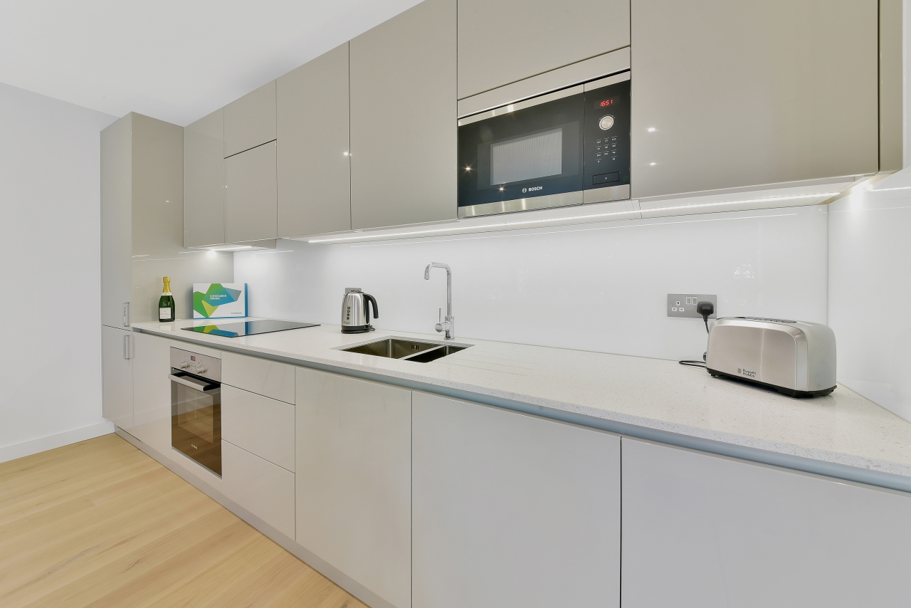 Walworth Square, Elephant & Castle, London, SE17