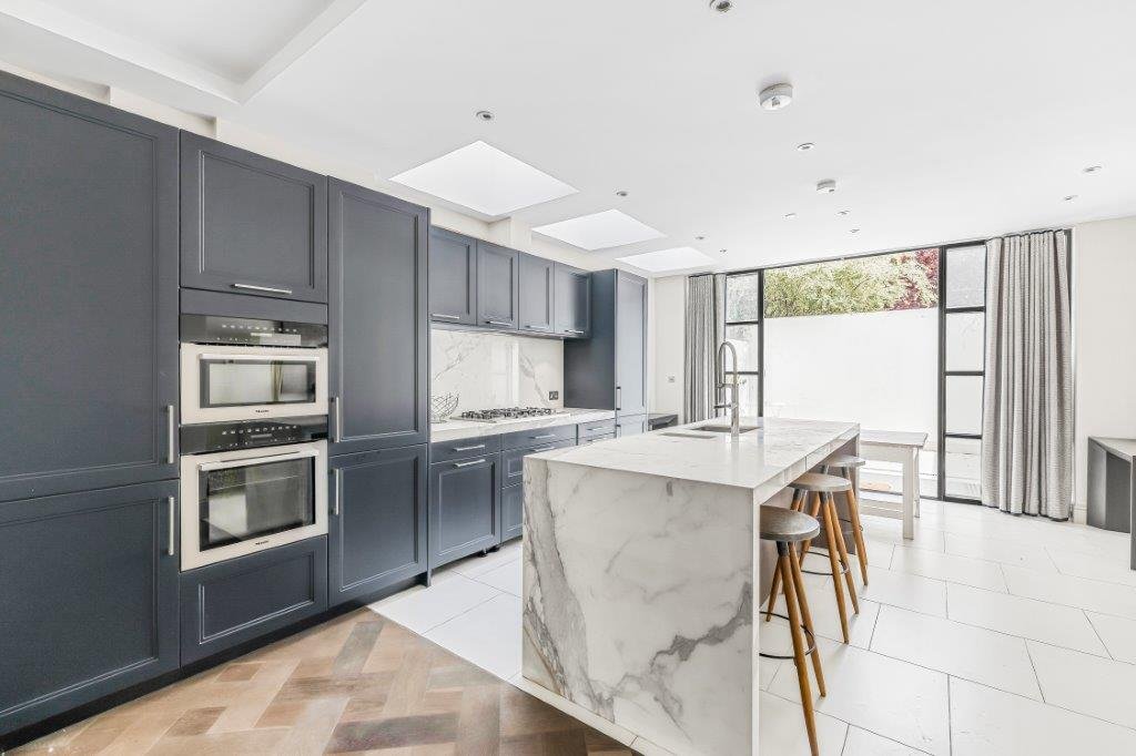 16 Ackmer Road, Parsons Green, London, SW6 - Chase Evans