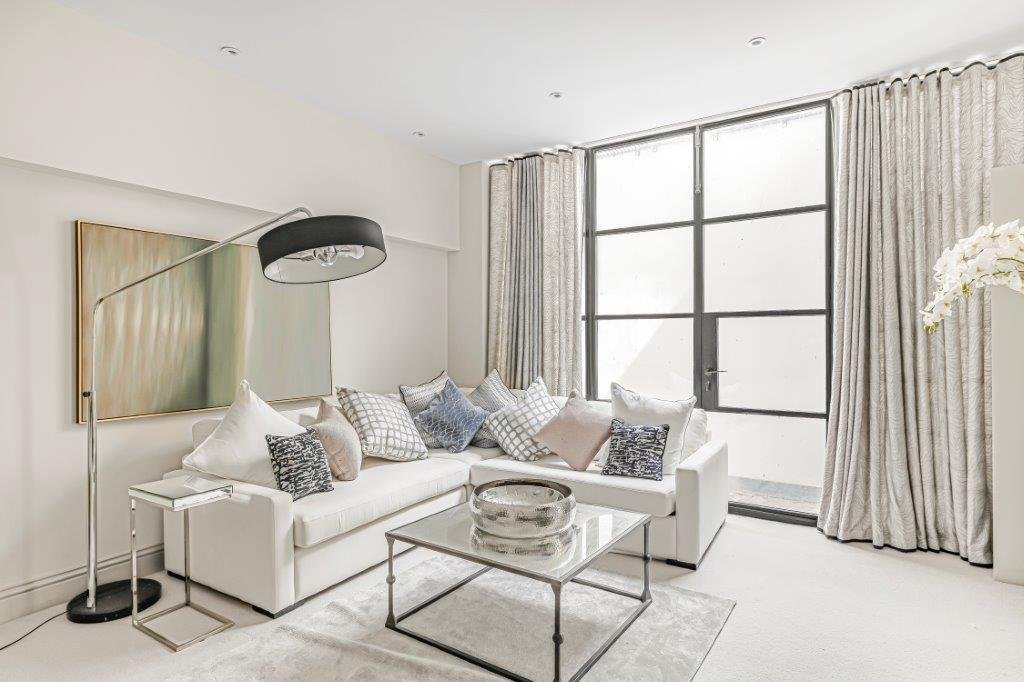 16 Ackmer Road, Parsons Green, London, SW6 - Chase Evans