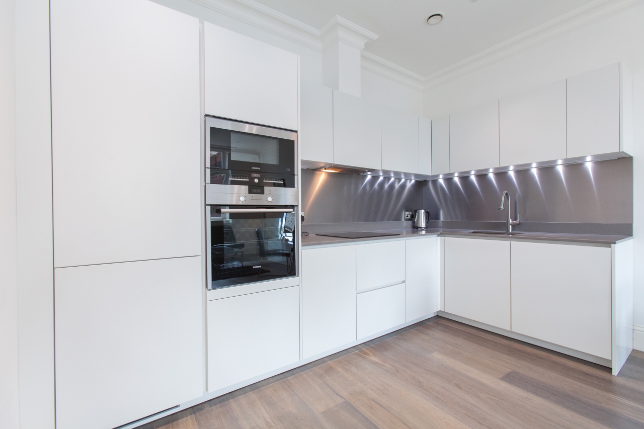 Leman Street, Goodman's Fields, Aldgate, London, E1 - Chase Evans