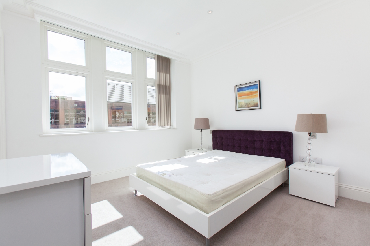 Leman Street, Goodman's Fields, Aldgate, London, E1 - Chase Evans