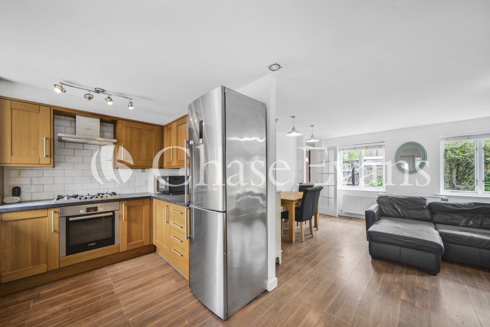 Francis Close, Isle Of Dogs, London, E14 - Chase Evans