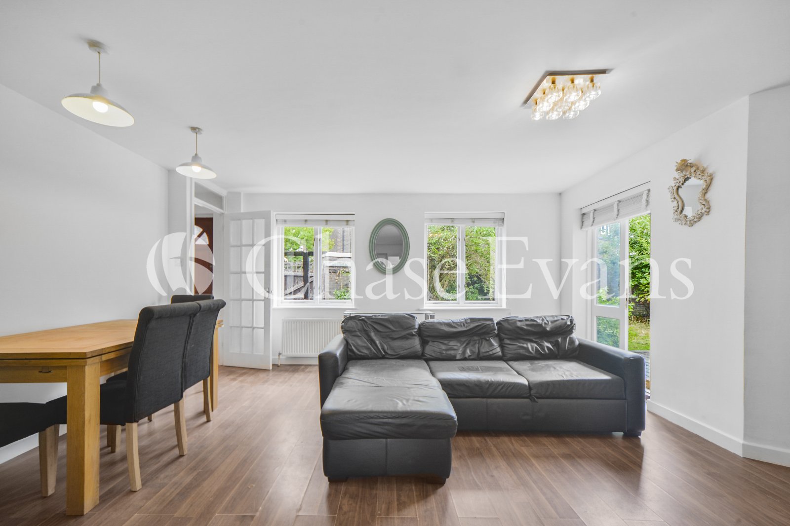Francis Close, Isle Of Dogs, London, E14 - Chase Evans