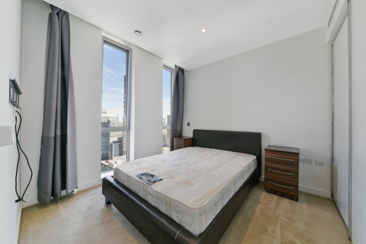 Pan Peninsula Square, Canary Wharf, London, E14