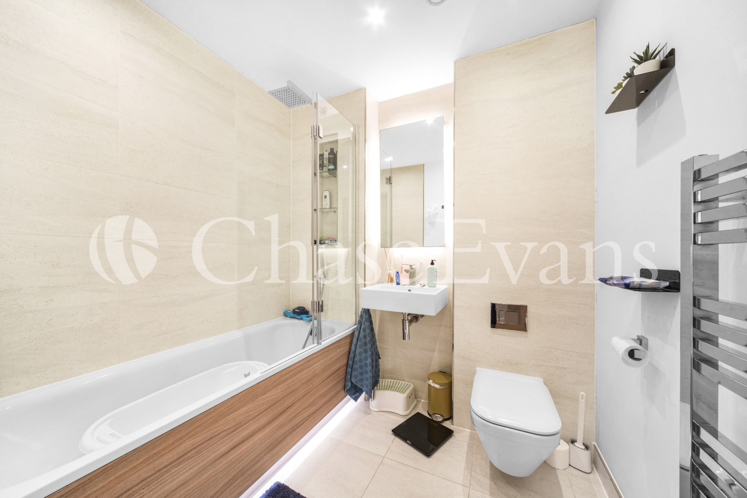 Lismore Boulevard, Colindale Gardens, Colindale, London, NW9