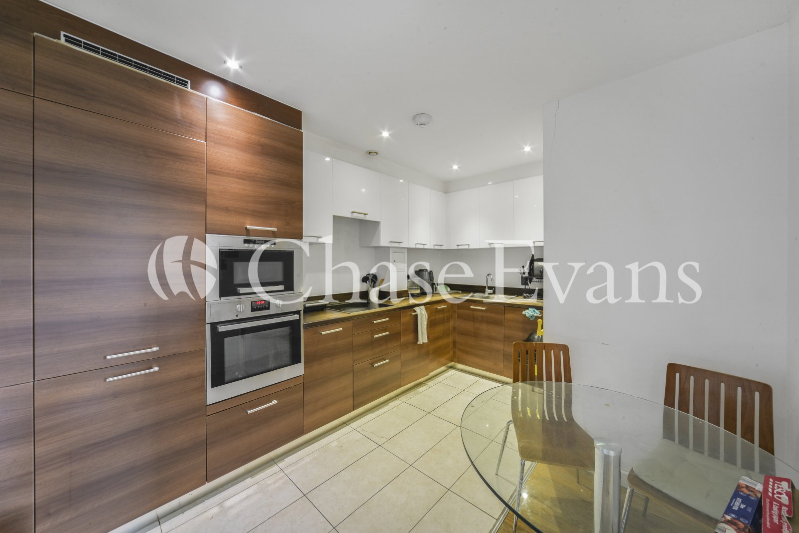 Forge Square, Isle Of Dogs, London, E14 - Chase Evans