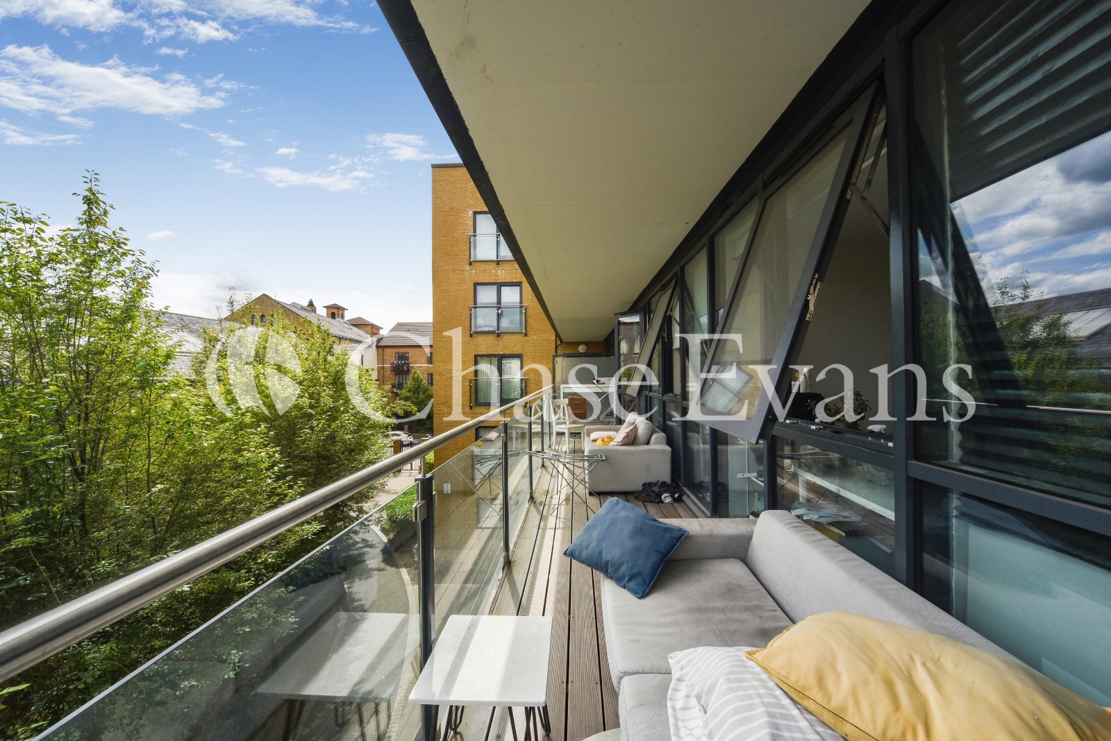 Forge Square, Isle Of Dogs, London, E14 - Chase Evans