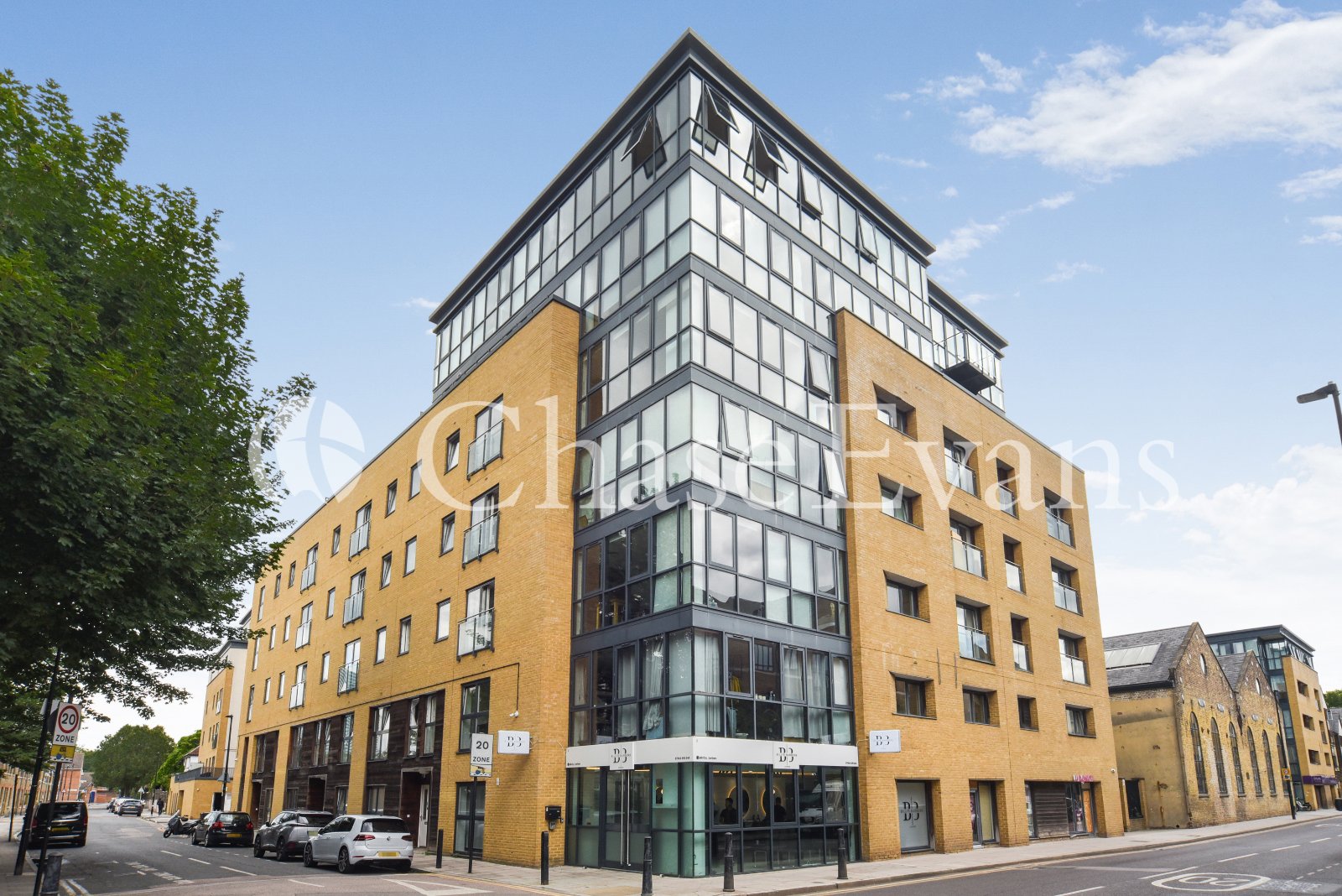 Forge Square, Isle Of Dogs, London, E14 - Chase Evans