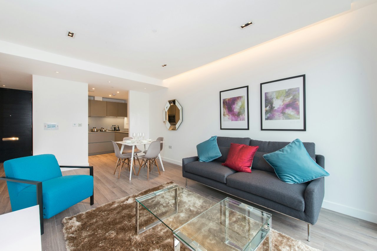 Leman Street, Goodmans Fields, Aldgate, London, E1 - Chase Evans