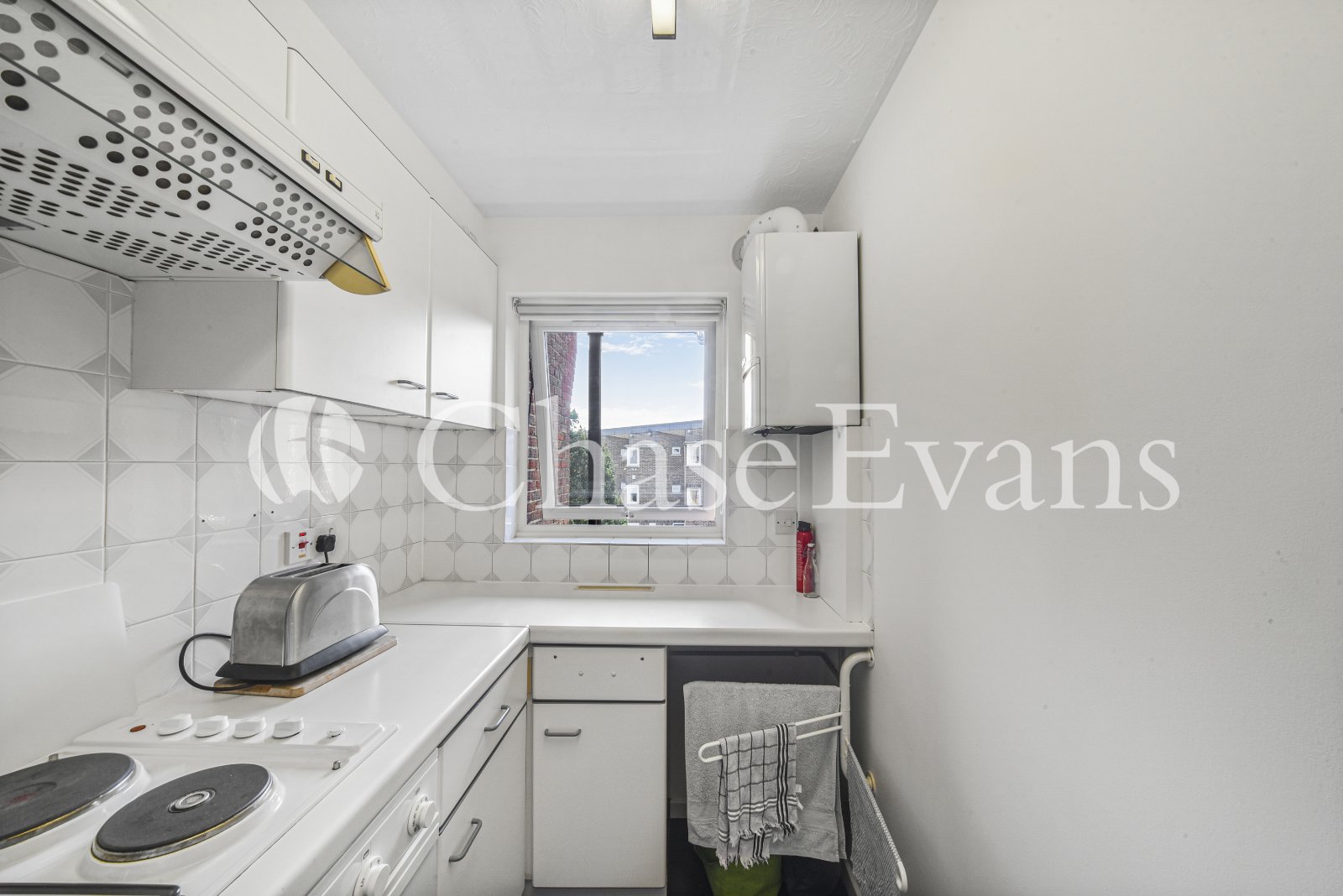 Horseshoe Close, Isle Of Dogs, London, E14 - Chase Evans