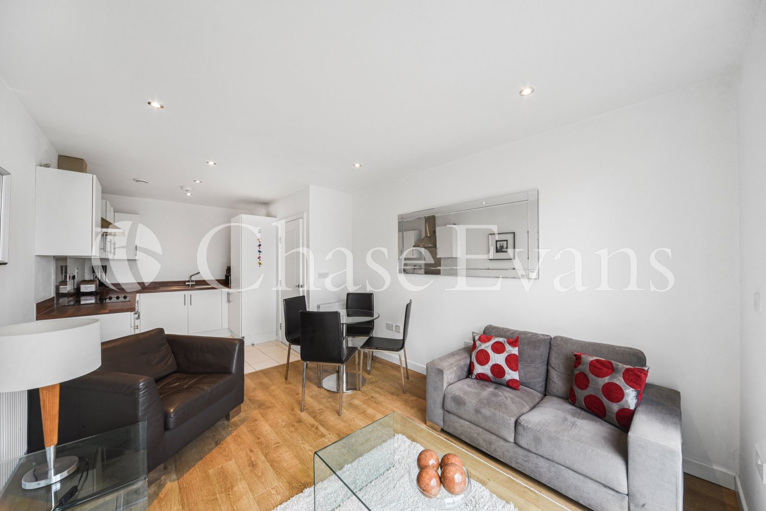Essian Street, Limehouse, London, E1 - Chase Evans